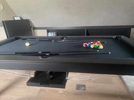 Bilijardai Pronto Vision 8ft in RAL 9004 (zwart), inclusief meerdere opties