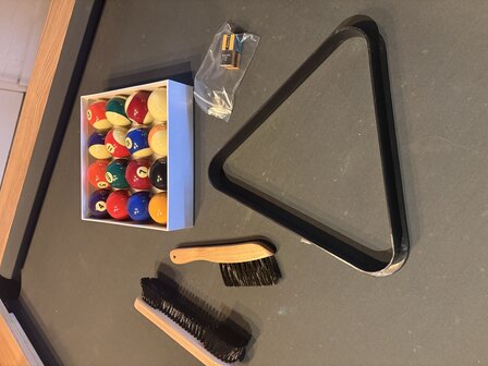 Bilijardai basispakket (pool)biljart.