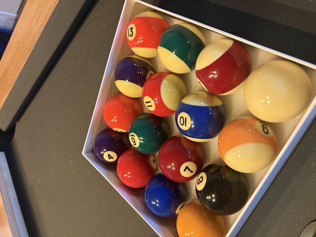 Bilijardai basispakket (pool)biljart.