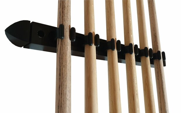 Biljartset - wandbeugel + 4 professionele biljartkeuen + 2 brugkeuen