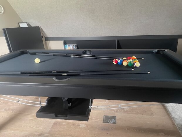 Bilijardai Pronto Vision 8ft in RAL 9004 (zwart), inclusief meerdere opties